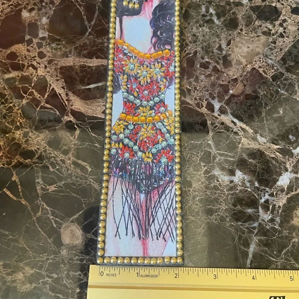 DIAMOND Painted Bookmark with Flower Appliqué. - Picture 5 of 16